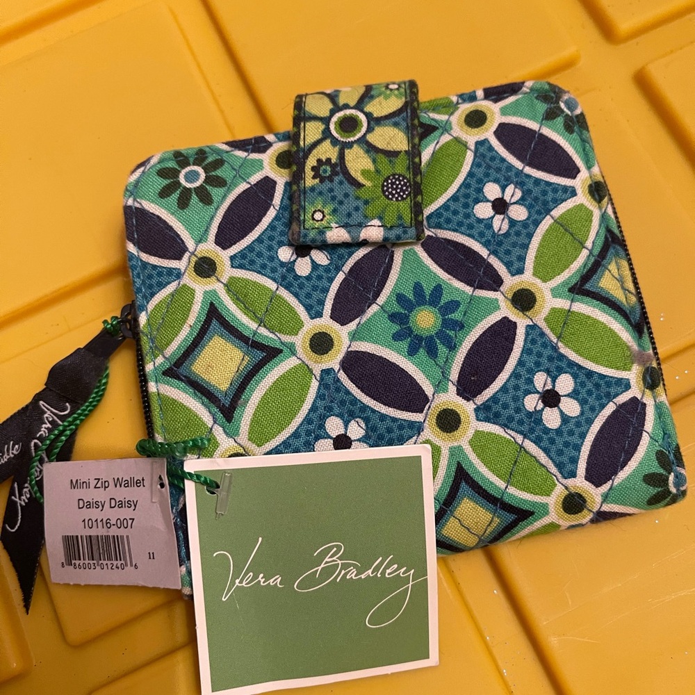 Vera Bradley Blue and Green Daisy Mini Wallet